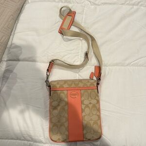 Coach Signature Stripe Swingpack F48806 Khaki/Peach